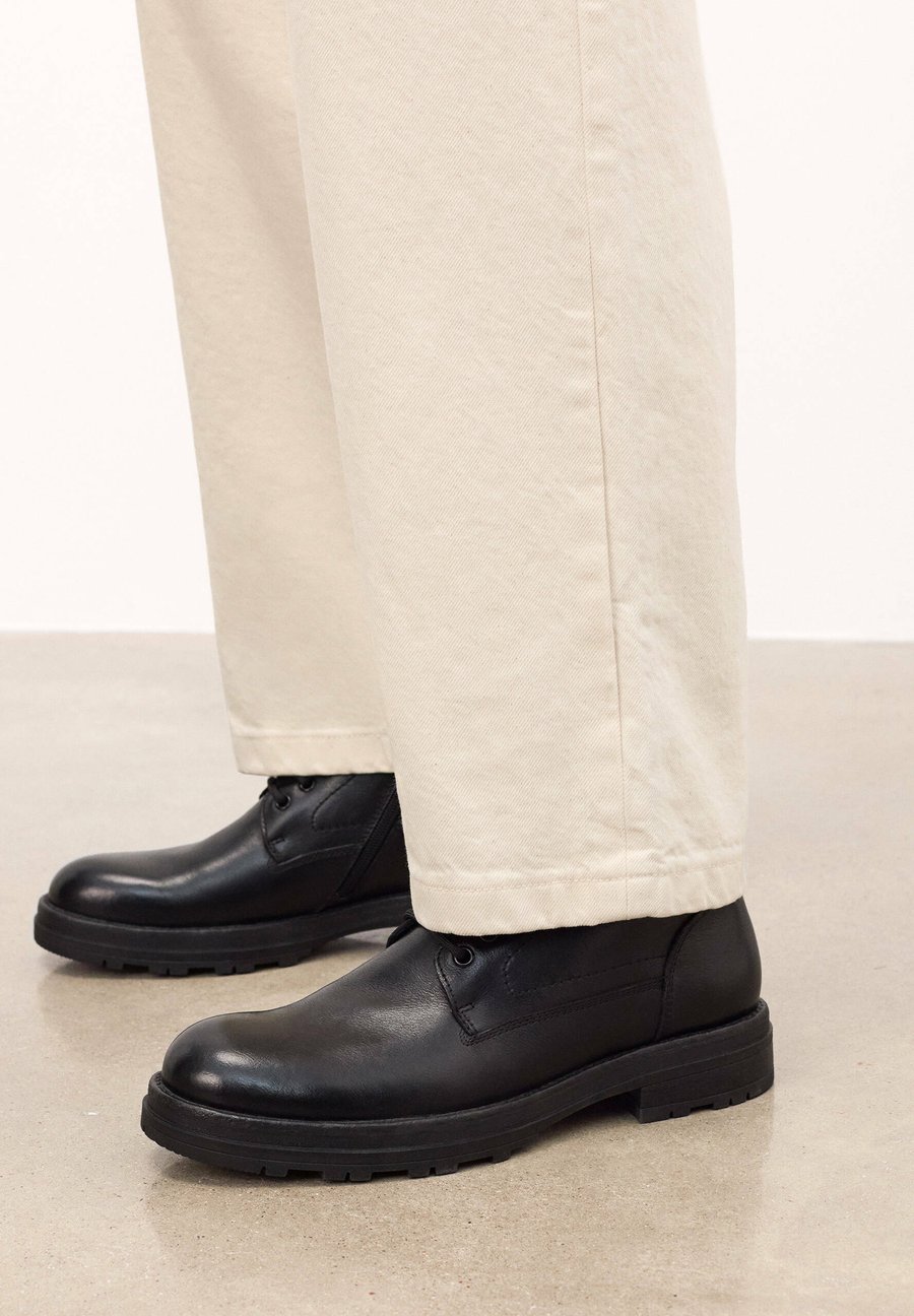 Ботинки Kazar PAVELLI, Black
Ботинки Kazar PAVELLI, Black