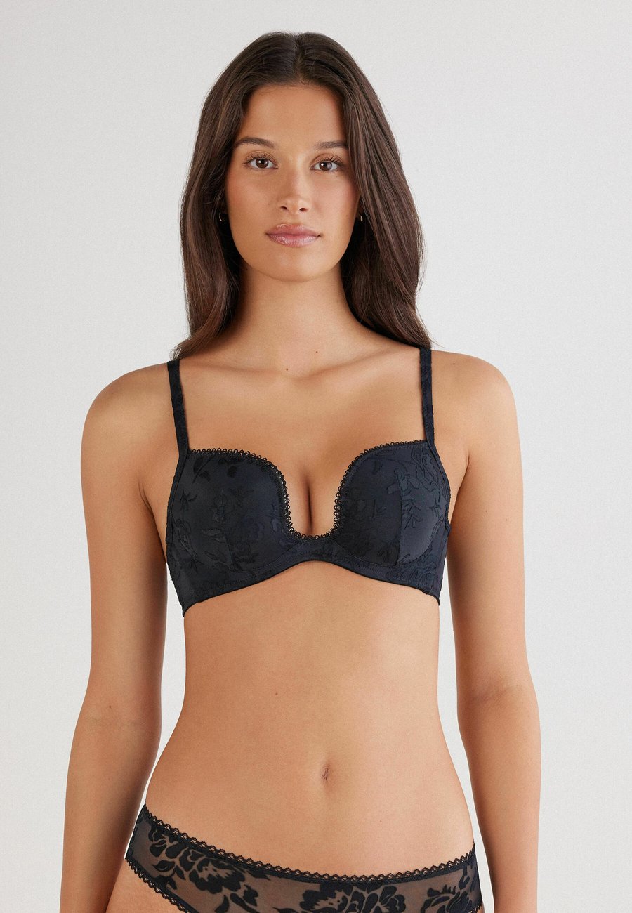 Бюстгальтер Intimissimi Push-up bra, Black
Бюстгальтер Intimissimi Push-up bra, Black