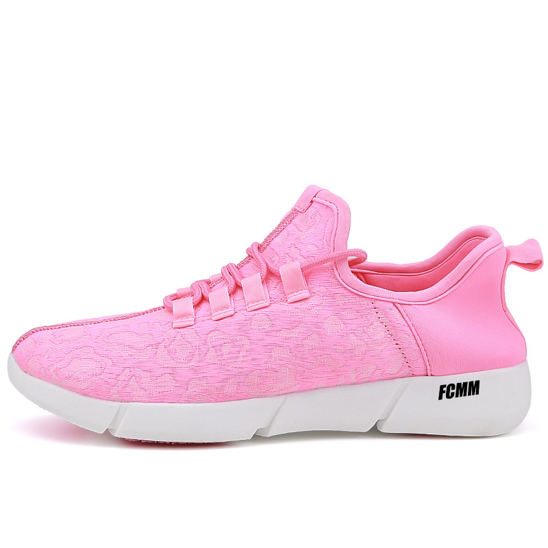Детские кроссовки для бега FCMM, розовый
Детские кроссовки для бега FCMM, розовый