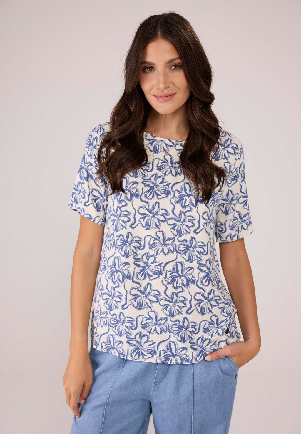 Футболка с принтом RENEEL Lieblingsstück, синий
Футболка с принтом RENEEL Lieblingsstück, синий