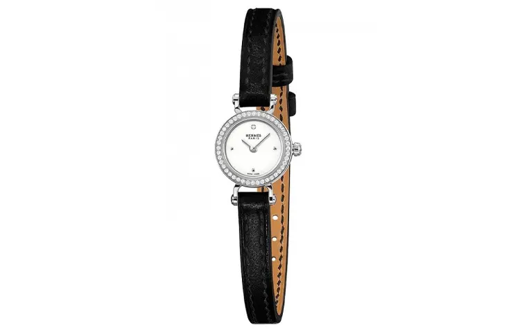 HERMES Часы FAUBOURG Collection Wrist Watch Quartz Movement Genuine Leather Strap White Dial Women's Watch
HERMES Часы FAUBOURG Collection Wrist Watch Quartz Movement Genuine Leather Strap White Dial Women's Watch