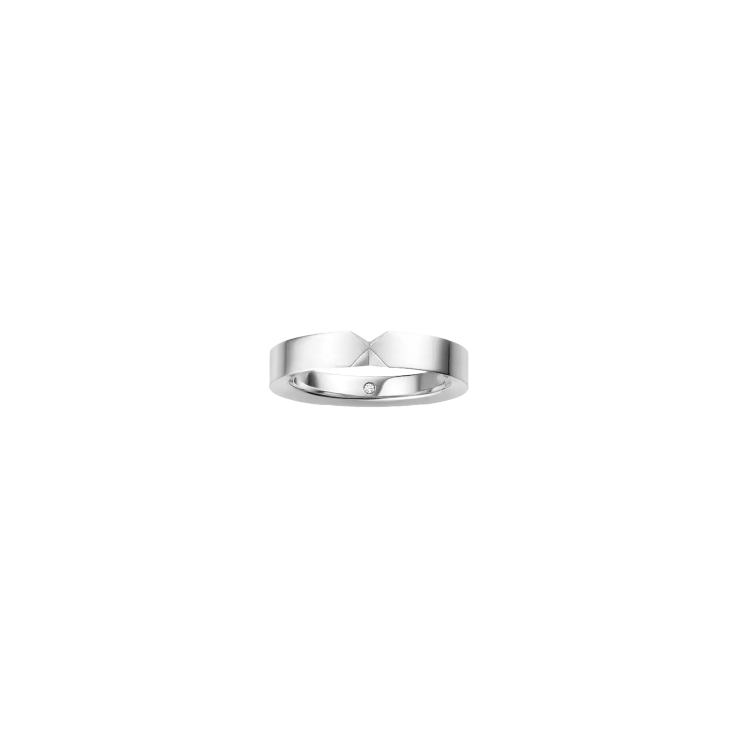 Обручальное кольцо Chaumet Triomphe de Chaumet из платины с секретным бриллиантом
Обручальное кольцо Chaumet Triomphe de Chaumet из платины с секретным бриллиантом