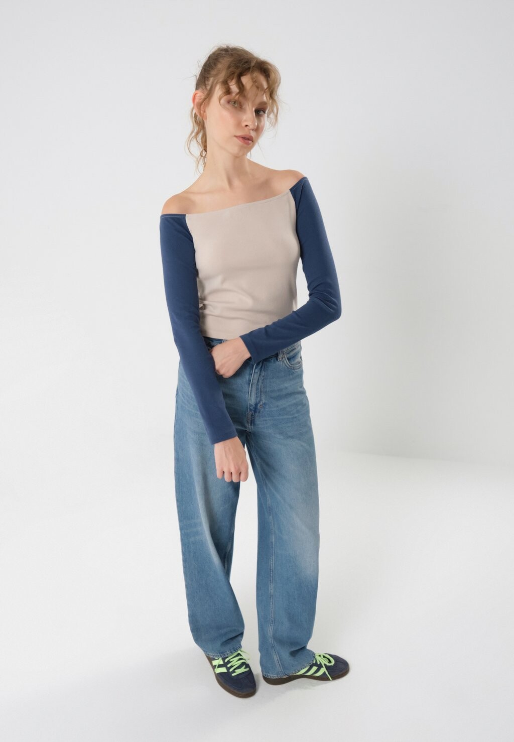 Топ с длинными рукавами BARDOT WITH CONSTRAST SLEEVES Even&Odd, серо-коричневый
Топ с длинными рукавами BARDOT WITH CONSTRAST SLEEVES Even&Odd, серо-коричневый