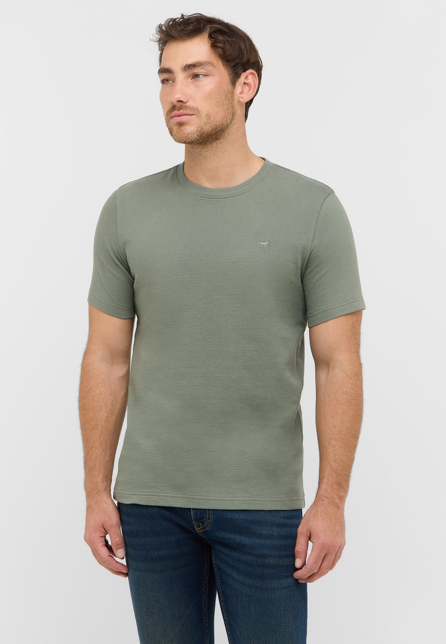 Футболка Mustang STYLE AUSTIN, Grün/Green
Футболка Mustang STYLE AUSTIN, Grün/Green