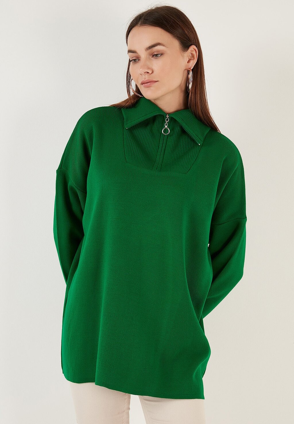 Джемпер LELA, зеленый
Джемпер LELA, зеленый