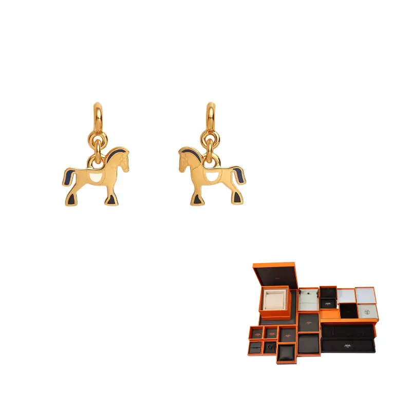 HERMES Металлические позолоченные серьги Unisex Gold
HERMES Металлические позолоченные серьги Unisex Gold