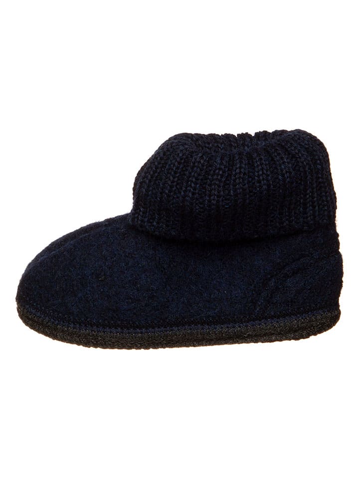 Тапочки "Каунс" черного цвета kitz-pichler
Тапочки "Каунс" черного цвета kitz-pichler