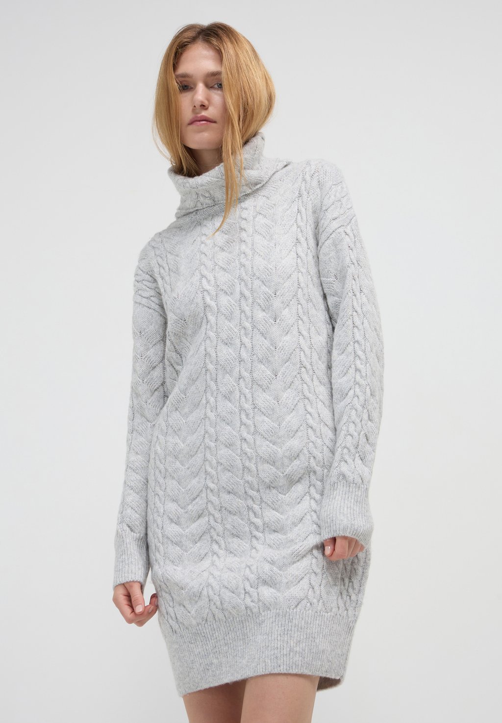 Платье-джемпер DOLCEVITA Calliope, серый 
Платье-джемпер DOLCEVITA Calliope, серый