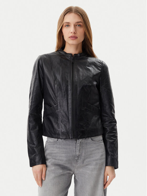 Кожаная куртка обычного кроя Erica Veg 310-24-078 Mustang, черный
Кожаная куртка обычного кроя Erica Veg 310-24-078 Mustang, черный