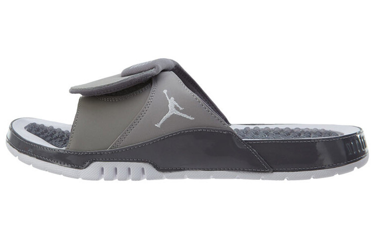 Jordan Hydro 11 Cool Grey
Jordan Hydro 11 Cool Grey
