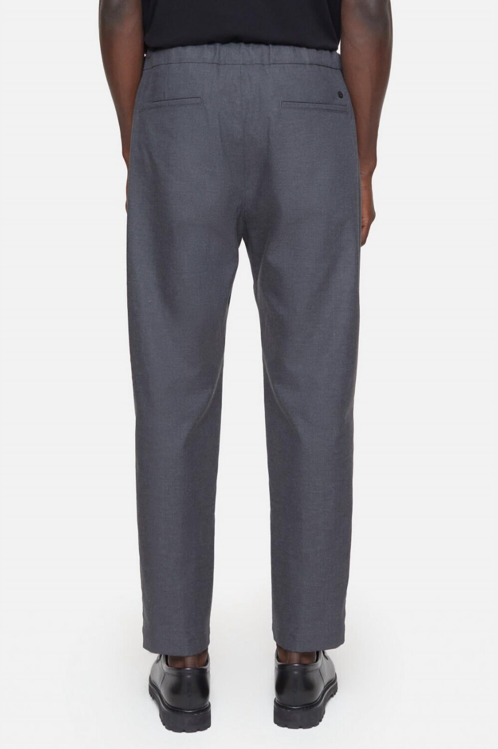 Темно-серые зауженные брюки Vigo CLOSED
Темно-серые зауженные брюки Vigo CLOSED