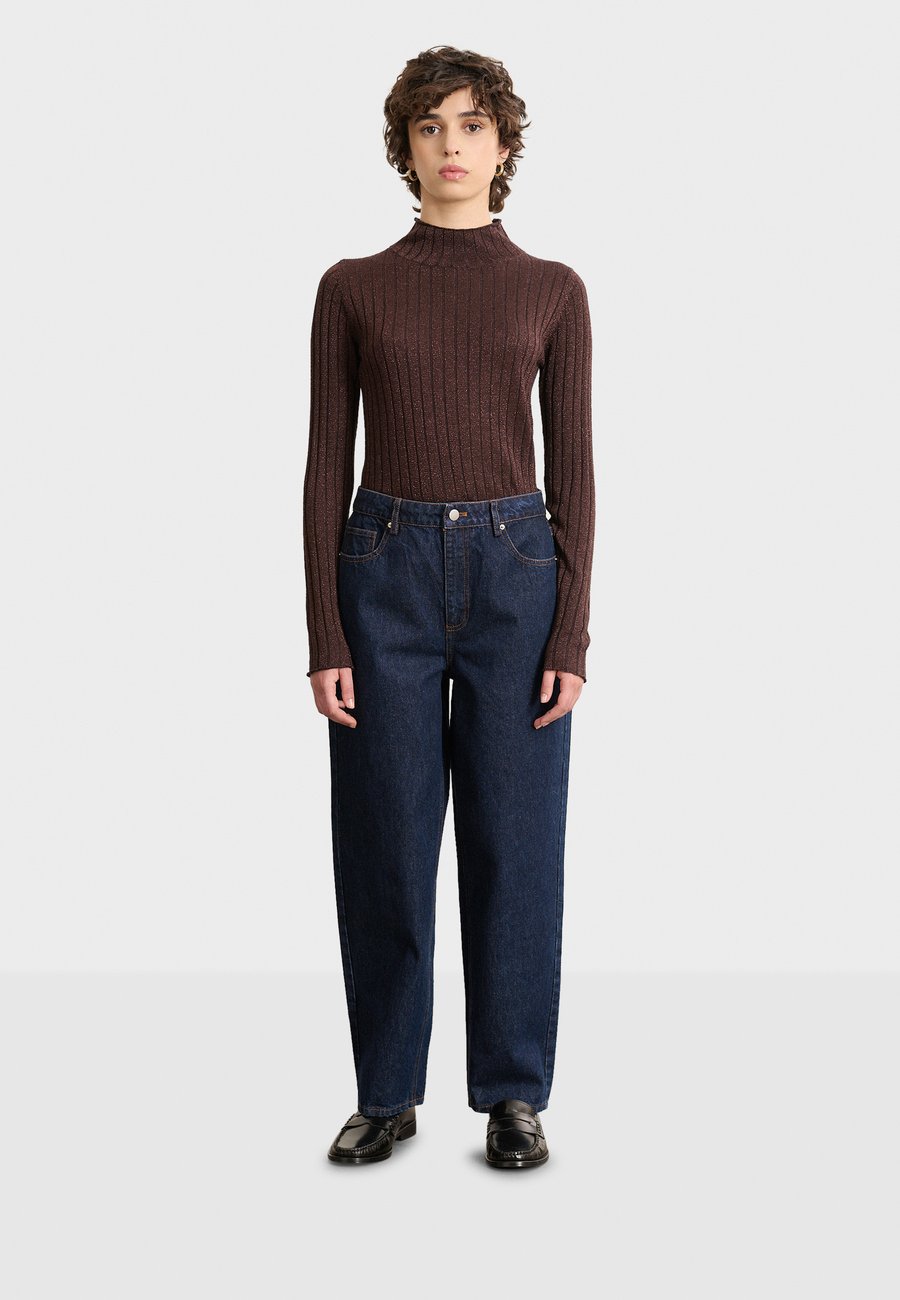 Джемпер Garance Paris PISTACHE, Dark Brown
Джемпер Garance Paris PISTACHE, Dark Brown
