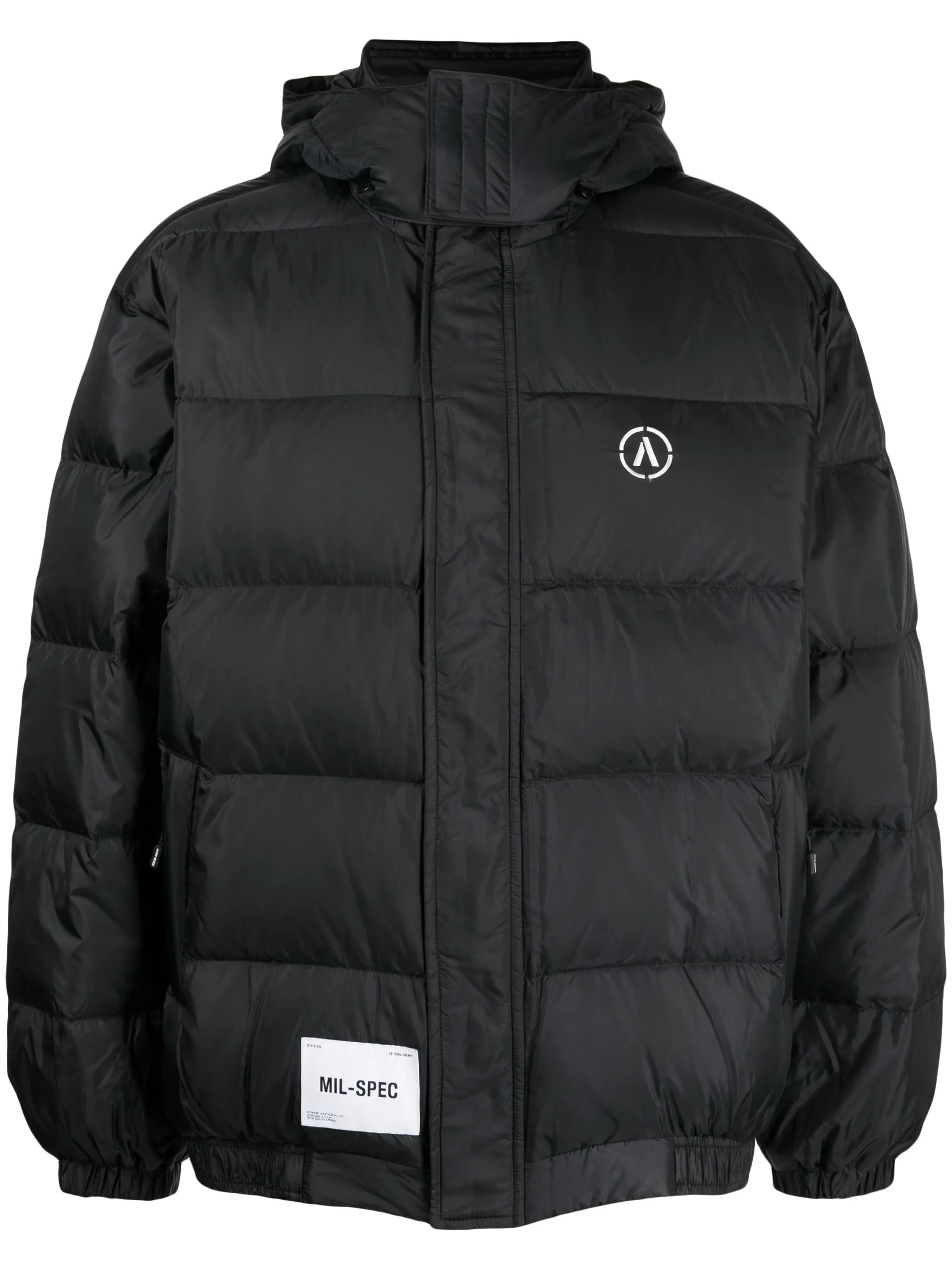 Пуховик с логотипом Izzue, черный
Пуховик с логотипом Izzue, черный