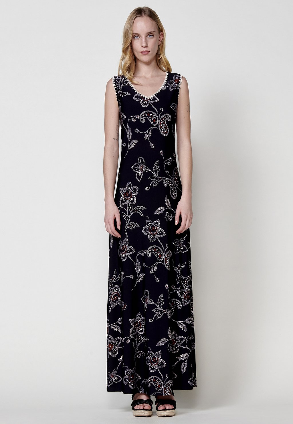 Платье макси Koroshi, темно-синий
Платье макси Koroshi, темно-синий