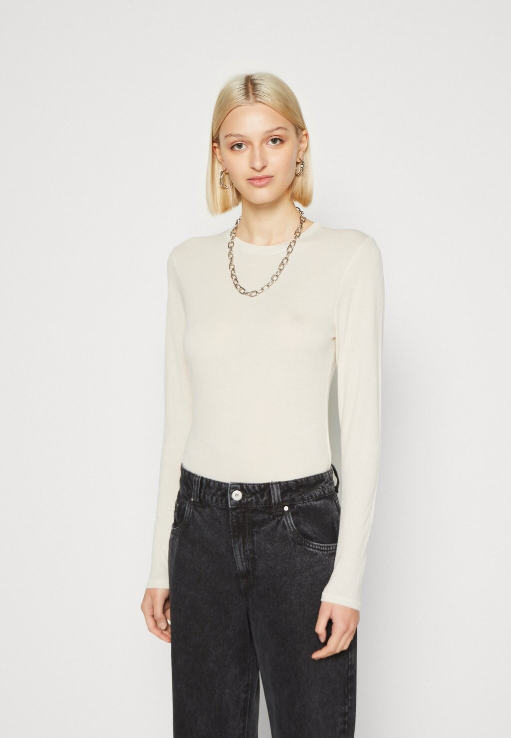 Топ с длинными рукавами JDYSUMA O NECK, цвет whitecap gray
Топ с длинными рукавами JDYSUMA O NECK, цвет whitecap gray