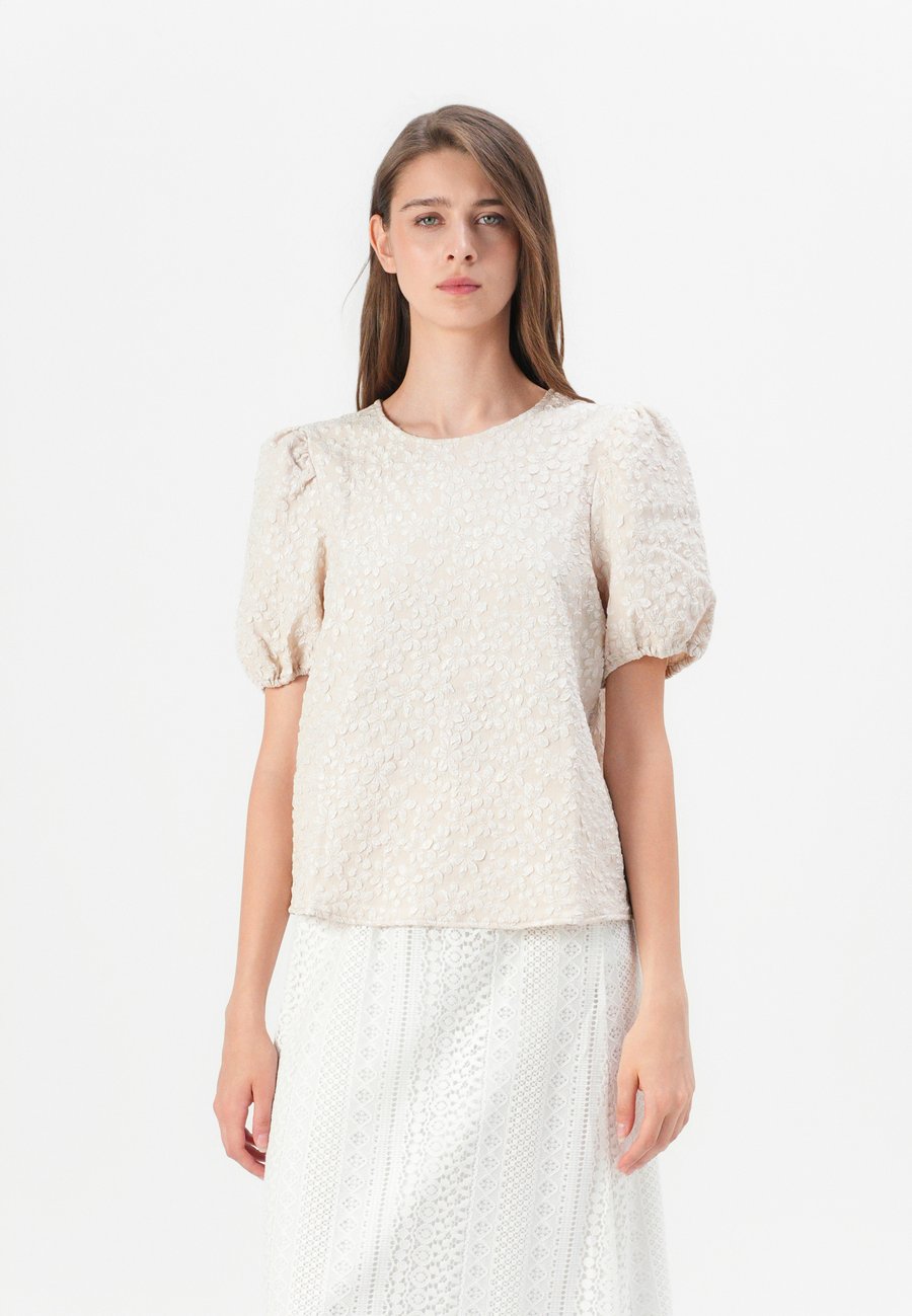 Блуза VILA VIMAYA O NECK , Cement/Beige
Блуза VILA VIMAYA O NECK , Cement/Beige