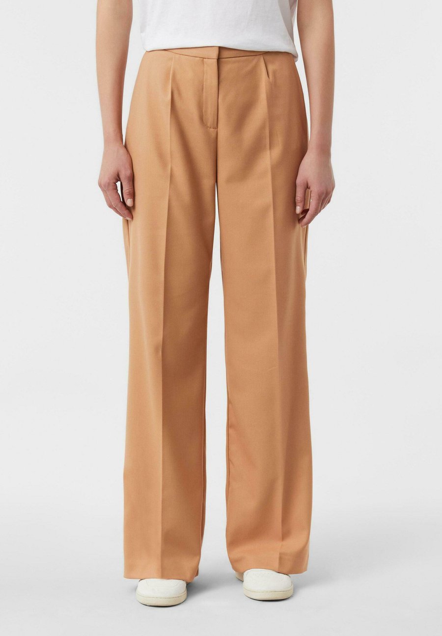 Брюки comma Trousers, Hellbraun/Light Brown
Брюки comma Trousers, Hellbraun/Light Brown