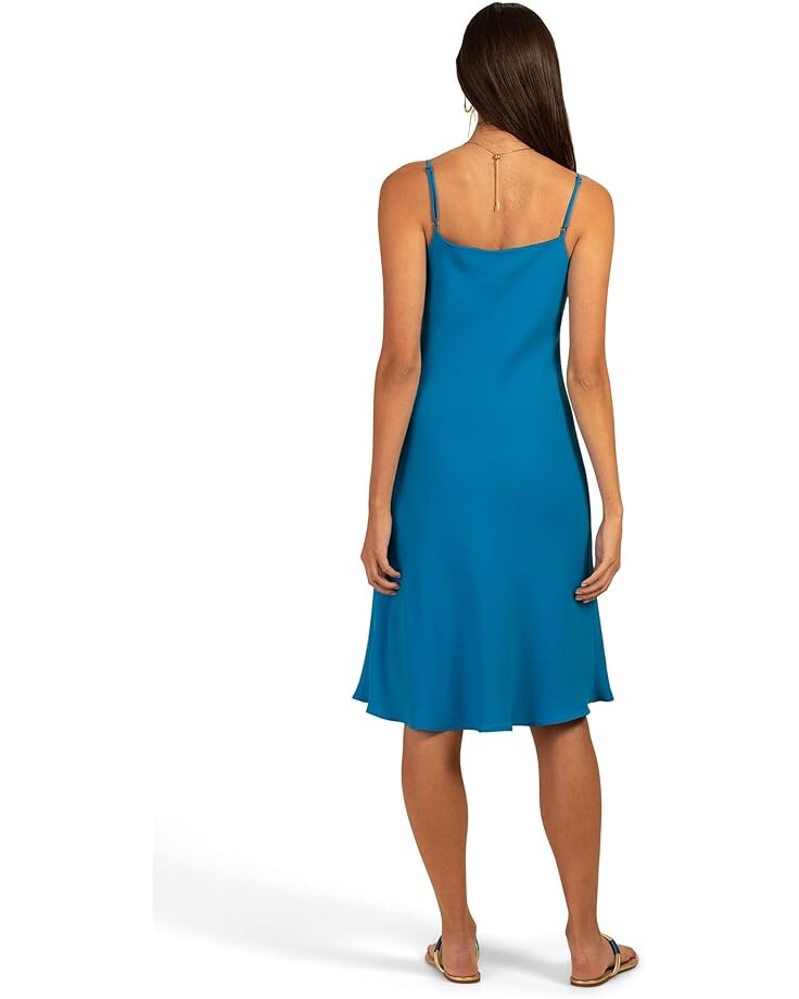Платье Trina Turk Bora Bora Dress, цвет Brilliant Blue
Платье Trina Turk Bora Bora Dress, цвет Brilliant Blue