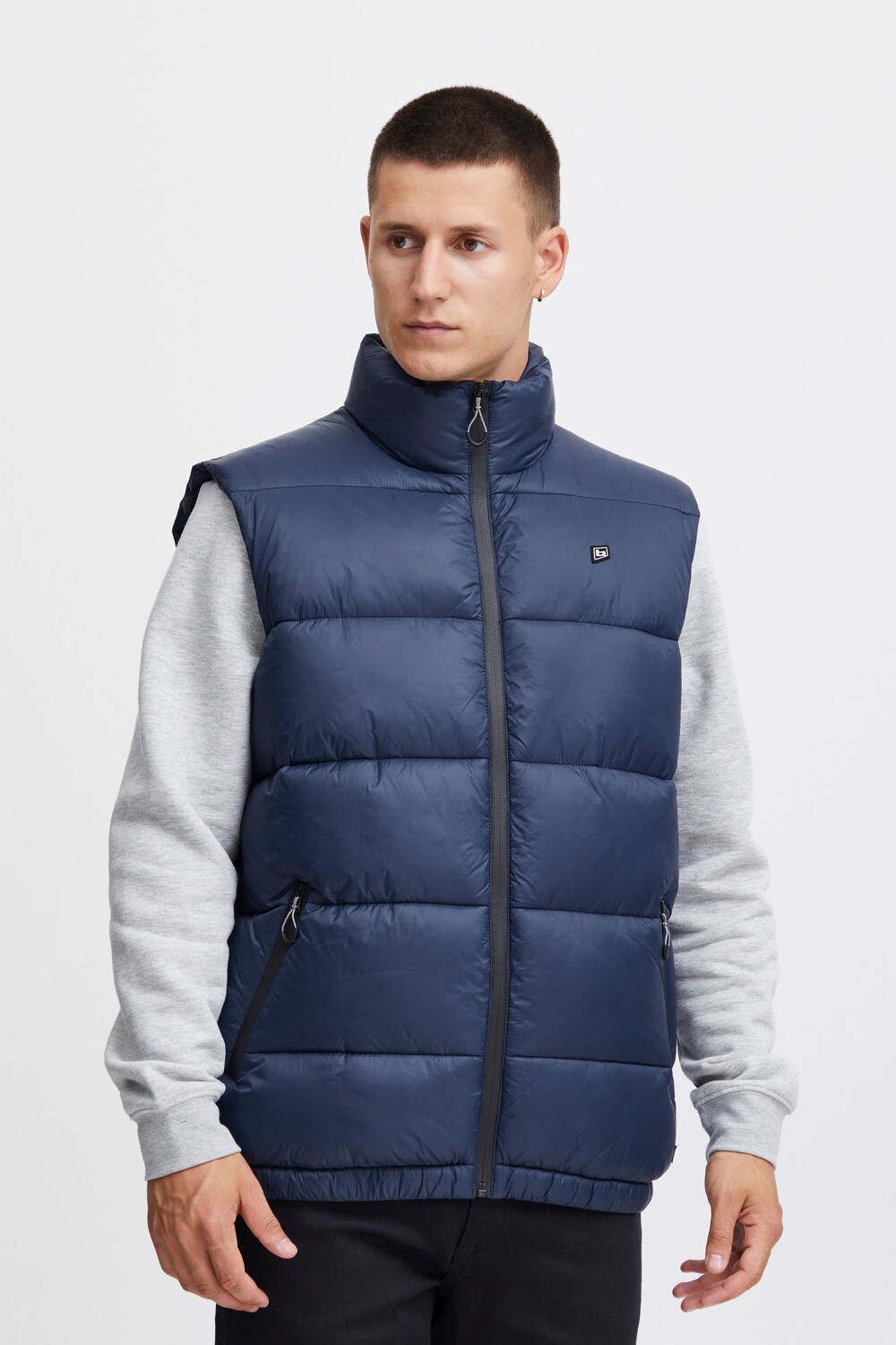 Утепленный жилет BLEND BHWaistcoat Otw 20716408, синий
Утепленный жилет BLEND BHWaistcoat Otw 20716408, синий