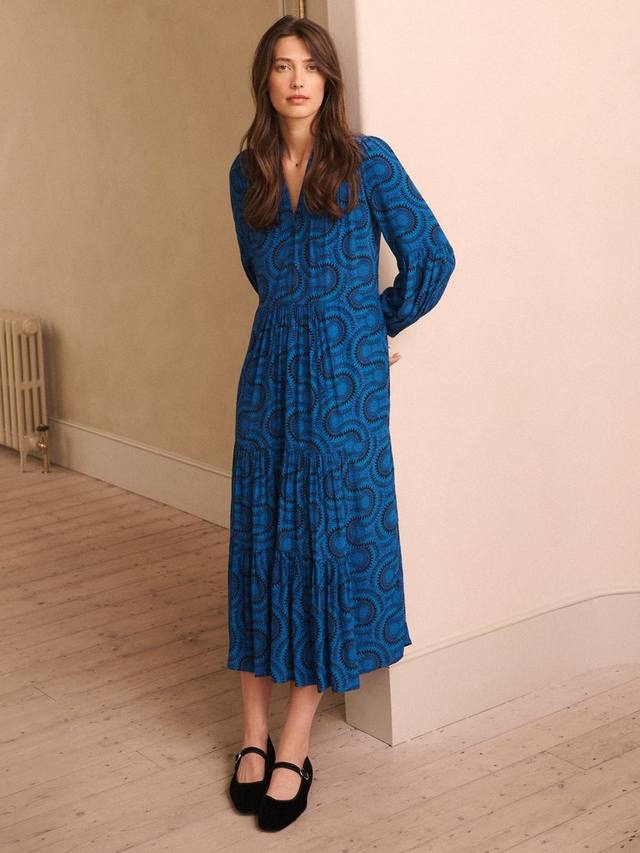 Платье из батика кэссиди NRBY, цвет Blue/Black
Платье из батика кэссиди NRBY, цвет Blue/Black