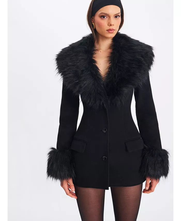 Женское черное пальто Hailee мини из шерстяной смеси с отстегивающимся меховым воротником Miss Circle
Женское черное пальто Hailee мини из шерстяной смеси с отстегивающимся меховым воротником Miss Circle