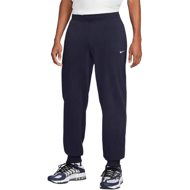 Трикотажные спортивные брюки мужские темно-синие Nike
Трикотажные спортивные брюки мужские темно-синие Nike