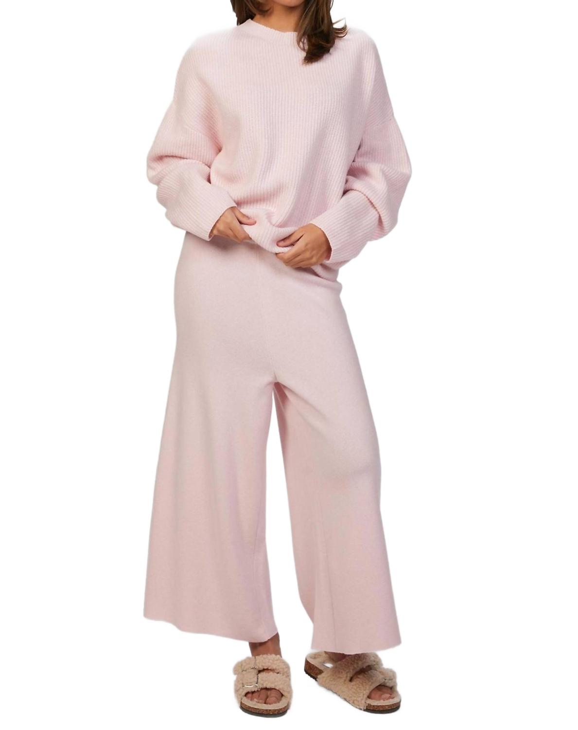 Кора Трикотажные брюки в пудровом цвете IN THE MOOD FOR LOVE, Powder
Кора Трикотажные брюки в пудровом цвете IN THE MOOD FOR LOVE, Powder