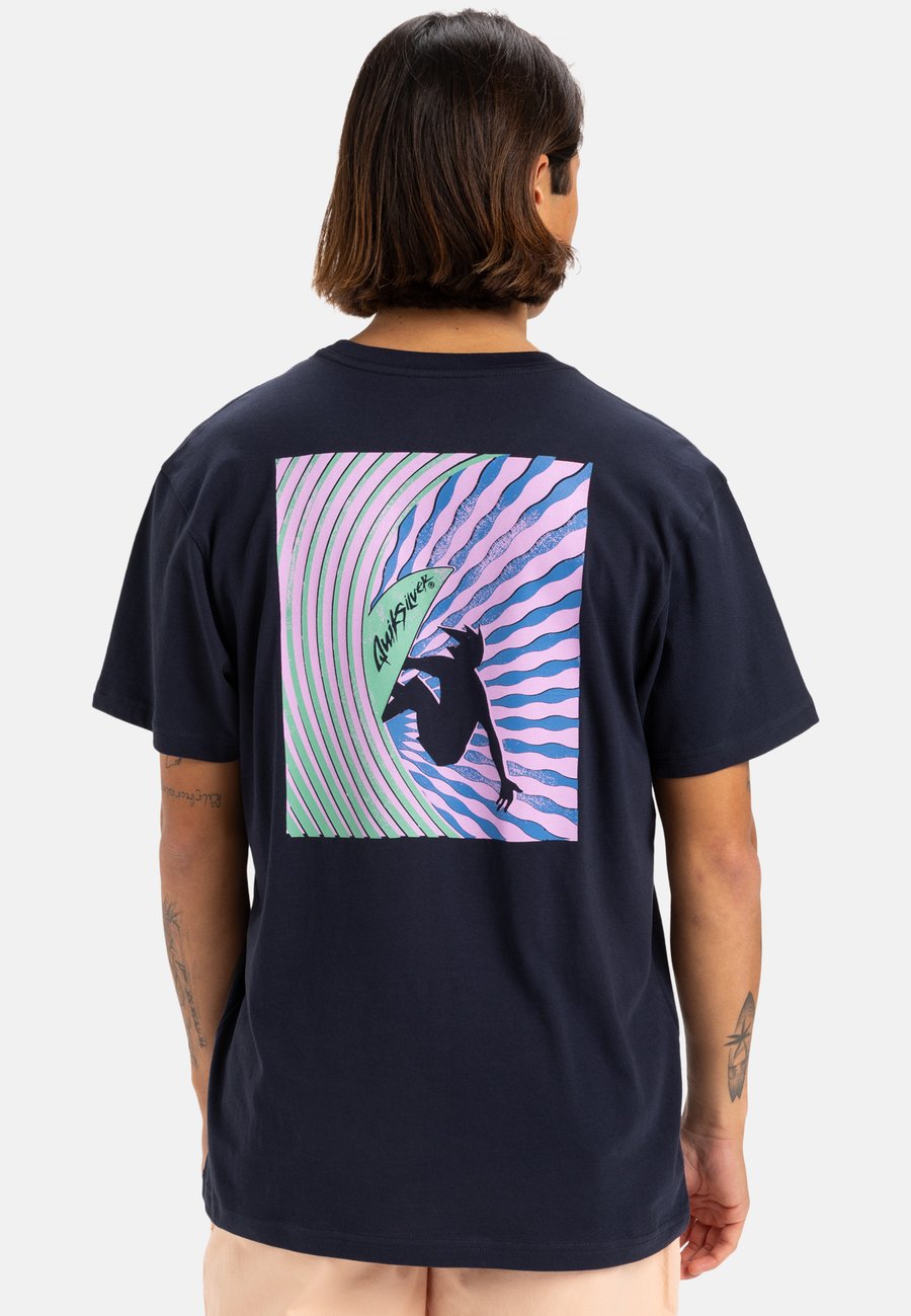 Футболка Quiksilver WINDOW PANE SS, Dark Blue, Синий, Футболка Quiksilver WINDOW PANE SS, Dark Blue
Футболка Quiksilver WINDOW PANE SS, Dark Blue, Синий, Футболка Quiksilver WINDOW PANE SS, Dark Blue