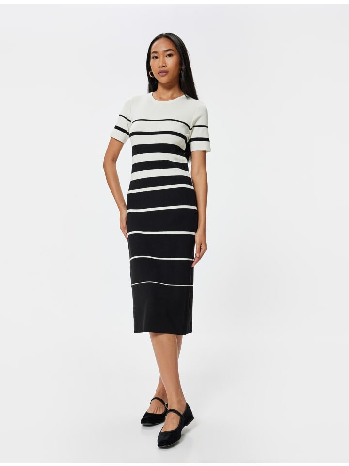 Платье до колена KOTON Kleid, цвет Schwarz Gestreift
Платье до колена KOTON Kleid, цвет Schwarz Gestreift