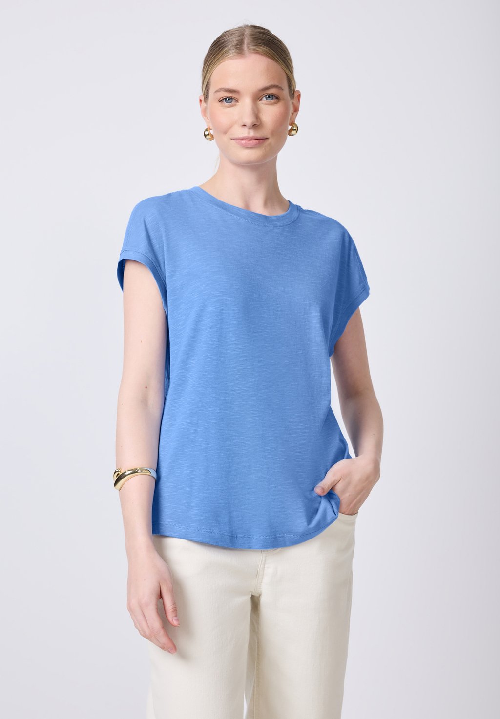 Базовая футболка MIT SCHULTERDETAIL Street One Studio, светло-голубой
Базовая футболка MIT SCHULTERDETAIL Street One Studio, светло-голубой