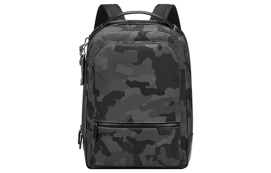 Полиэстеровая дорожная сумка рюкзак мужская камуфляж серая TUMI
Полиэстеровая дорожная сумка рюкзак мужская камуфляж серая TUMI