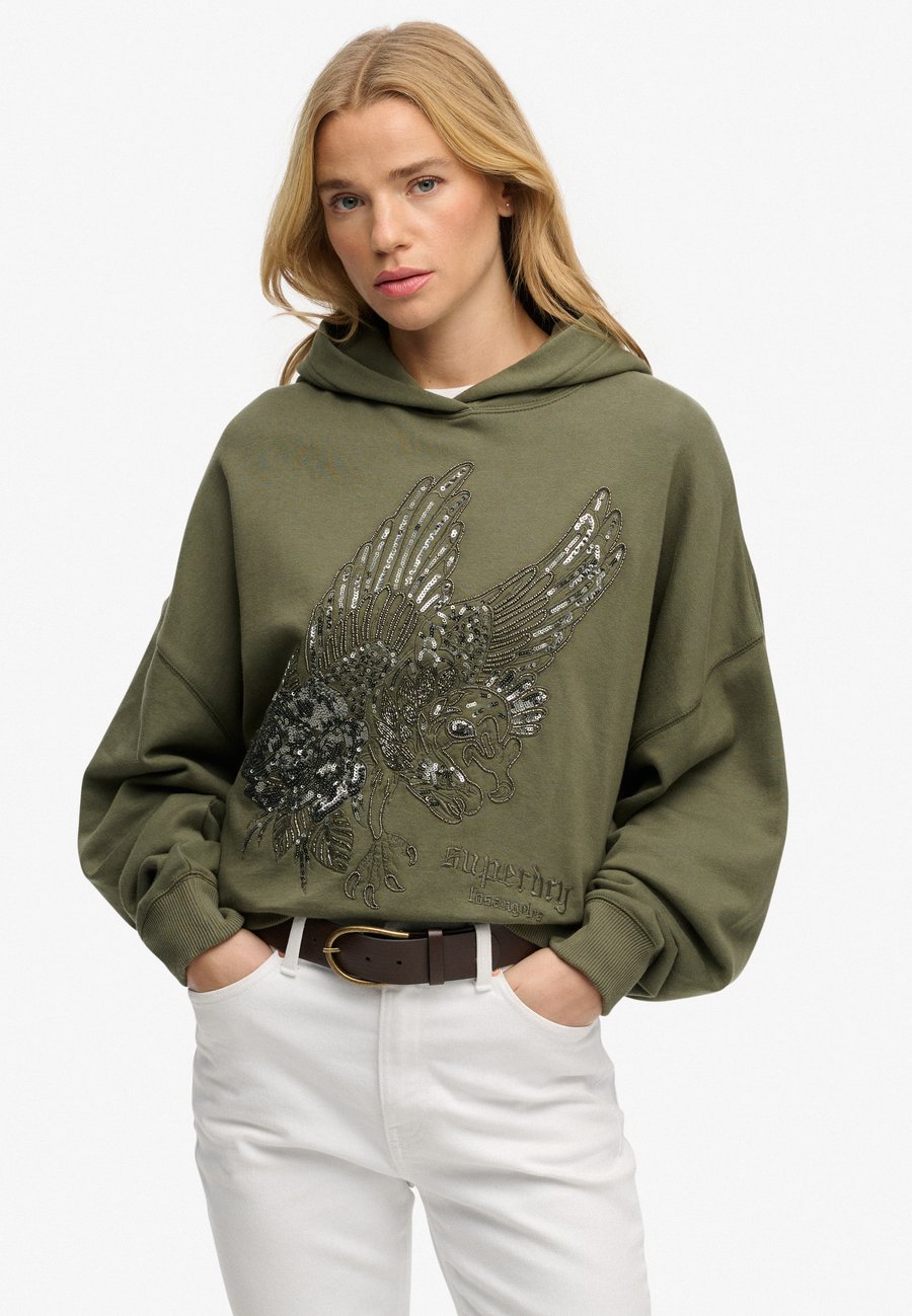Худи Superdry & Co TATTOO EMBELLISHED , Dusty Olive Green/Green, Зеленый, Худи Superdry & Co TATTOO EMBELLISHED , Dusty Olive Green/Green
Худи Superdry & Co TATTOO EMBELLISHED , Dusty Olive Green/Green, Зеленый, Худи Superdry & Co TATTOO EMBELLISHED , Dusty Olive Green/Green