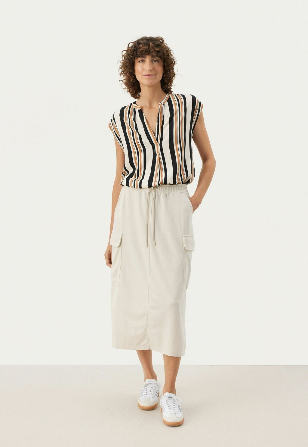 Блуза BJARKA Part Two, коричневый
Блуза BJARKA Part Two, коричневый