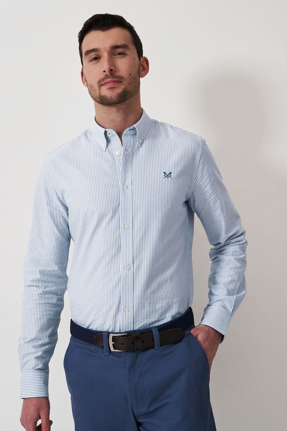 Рубашка приталенного кроя из хлопка в полоску Crew Clothing Crew Clothing Company, синий
Рубашка приталенного кроя из хлопка в полоску Crew Clothing Crew Clothing Company, синий