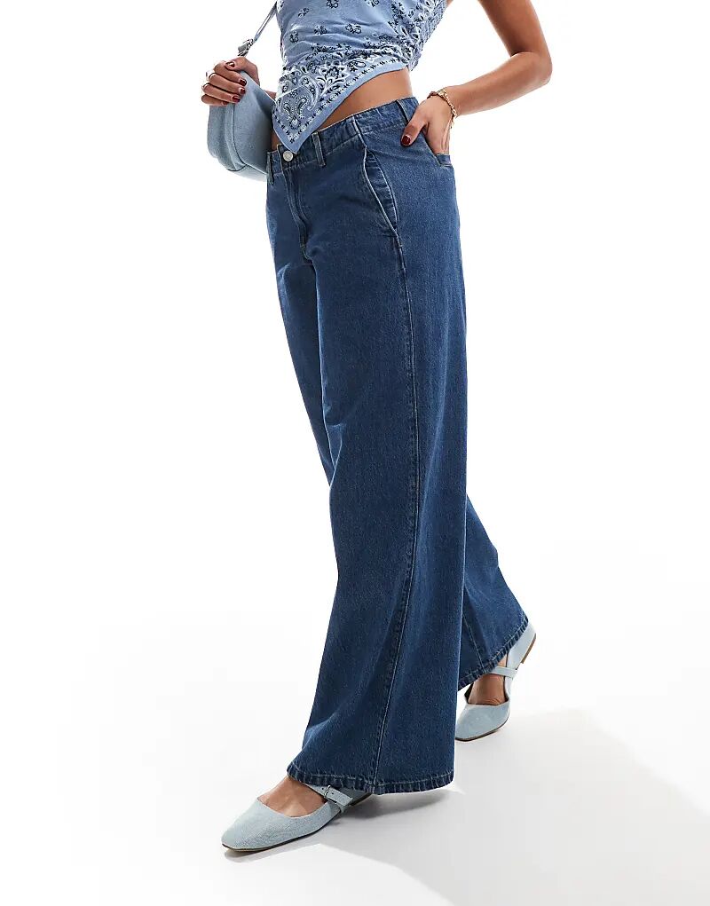 Свободные джинсы XL со средней посадкой темно-синего цвета Levi's
Свободные джинсы XL со средней посадкой темно-синего цвета Levi's