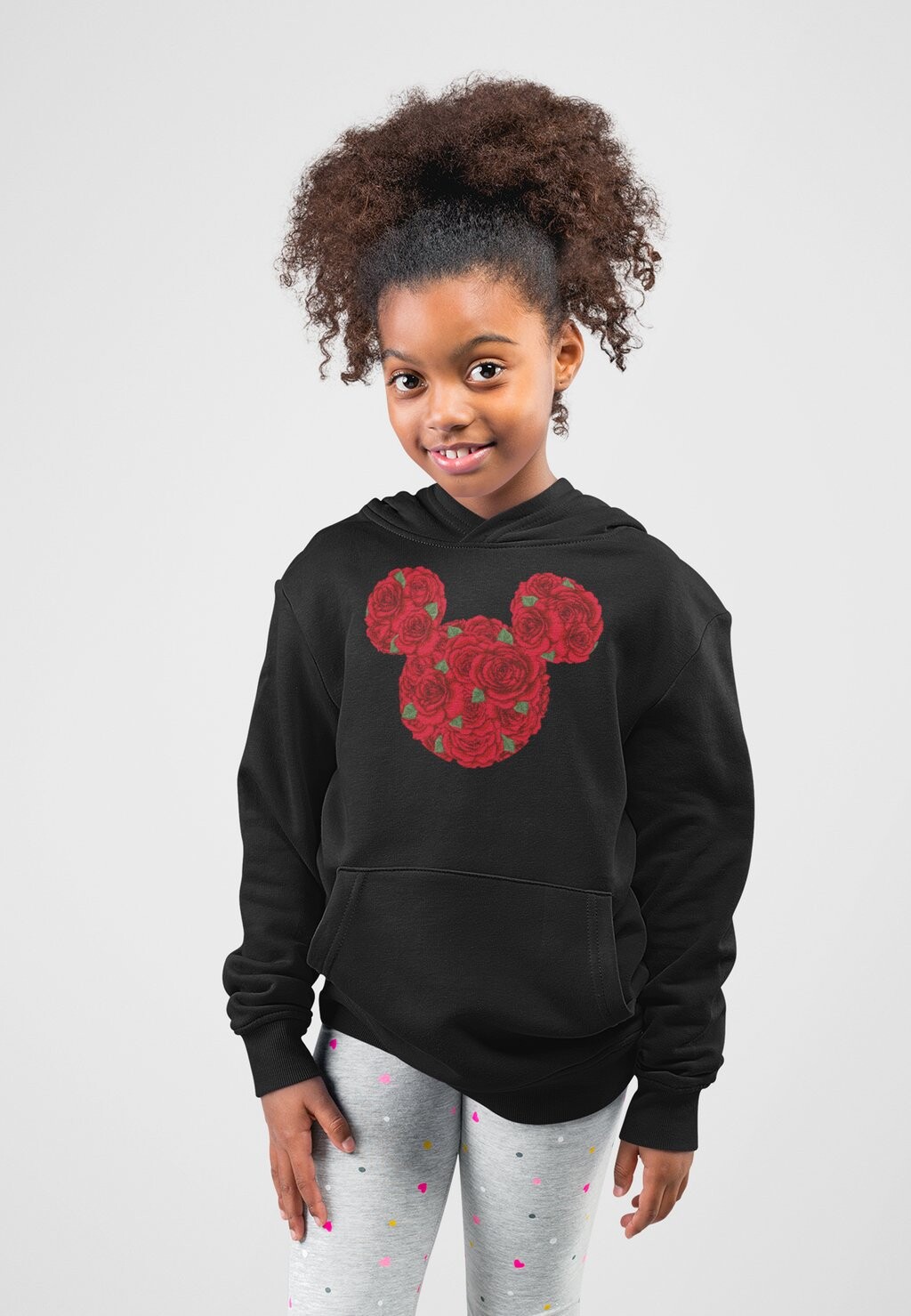 Толстовка с капюшоном MICKEY CLASSIC VALENTINE S DAY MOUSE ROSES Disney, черный
Толстовка с капюшоном MICKEY CLASSIC VALENTINE S DAY MOUSE ROSES Disney, черный