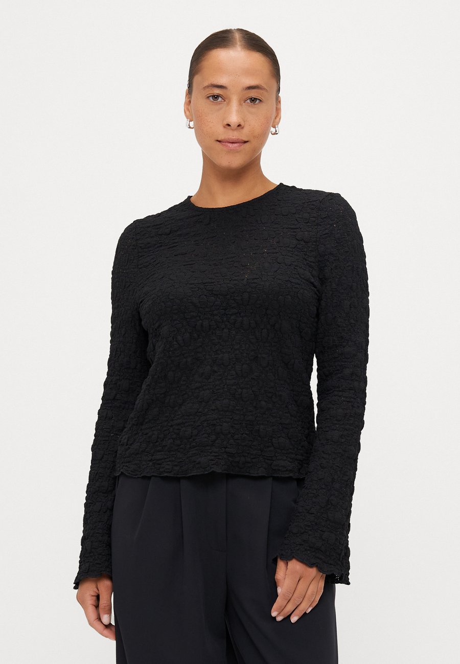 Топ ONLY Petite ONLGIAVANNA, Black
Топ ONLY Petite ONLGIAVANNA, Black