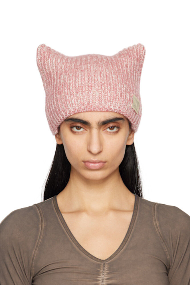 Розовая драгоценная шапка KNWLS
Розовая драгоценная шапка KNWLS