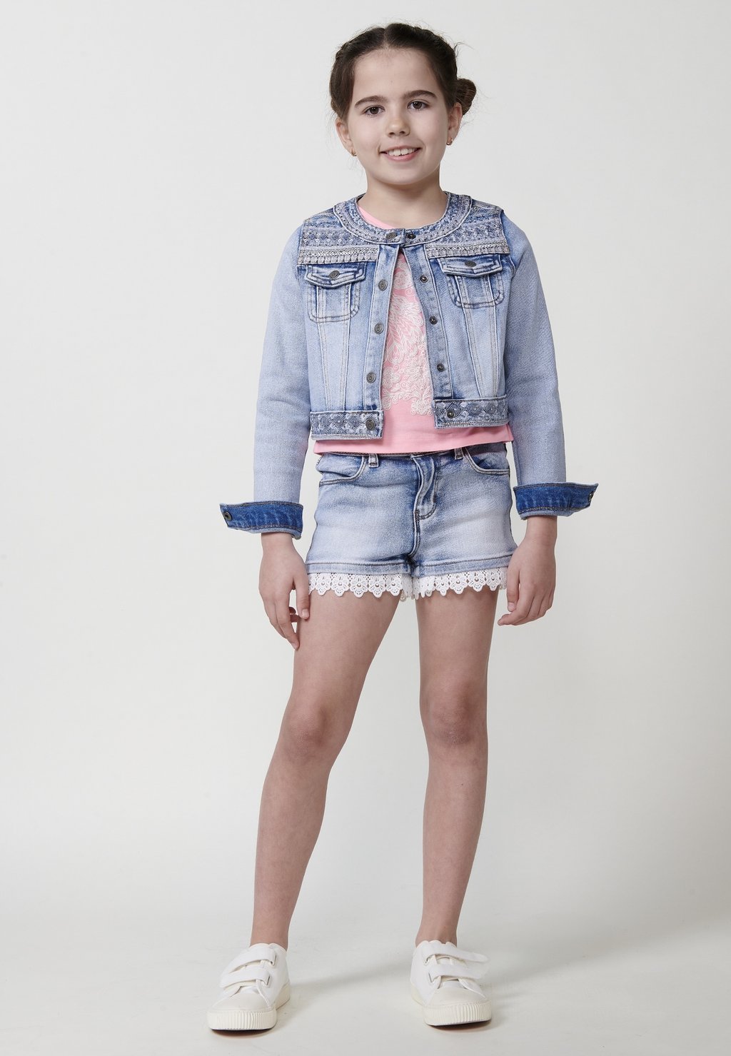 Джинсовая куртка DE MANGA LARGA Koroshi, светло-голубой
Джинсовая куртка DE MANGA LARGA Koroshi, светло-голубой