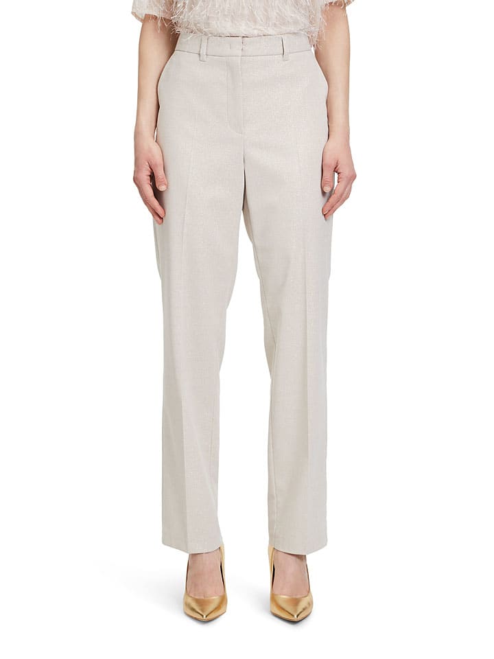 Брюки кремового цвета BETTY & CO
Брюки кремового цвета BETTY & CO