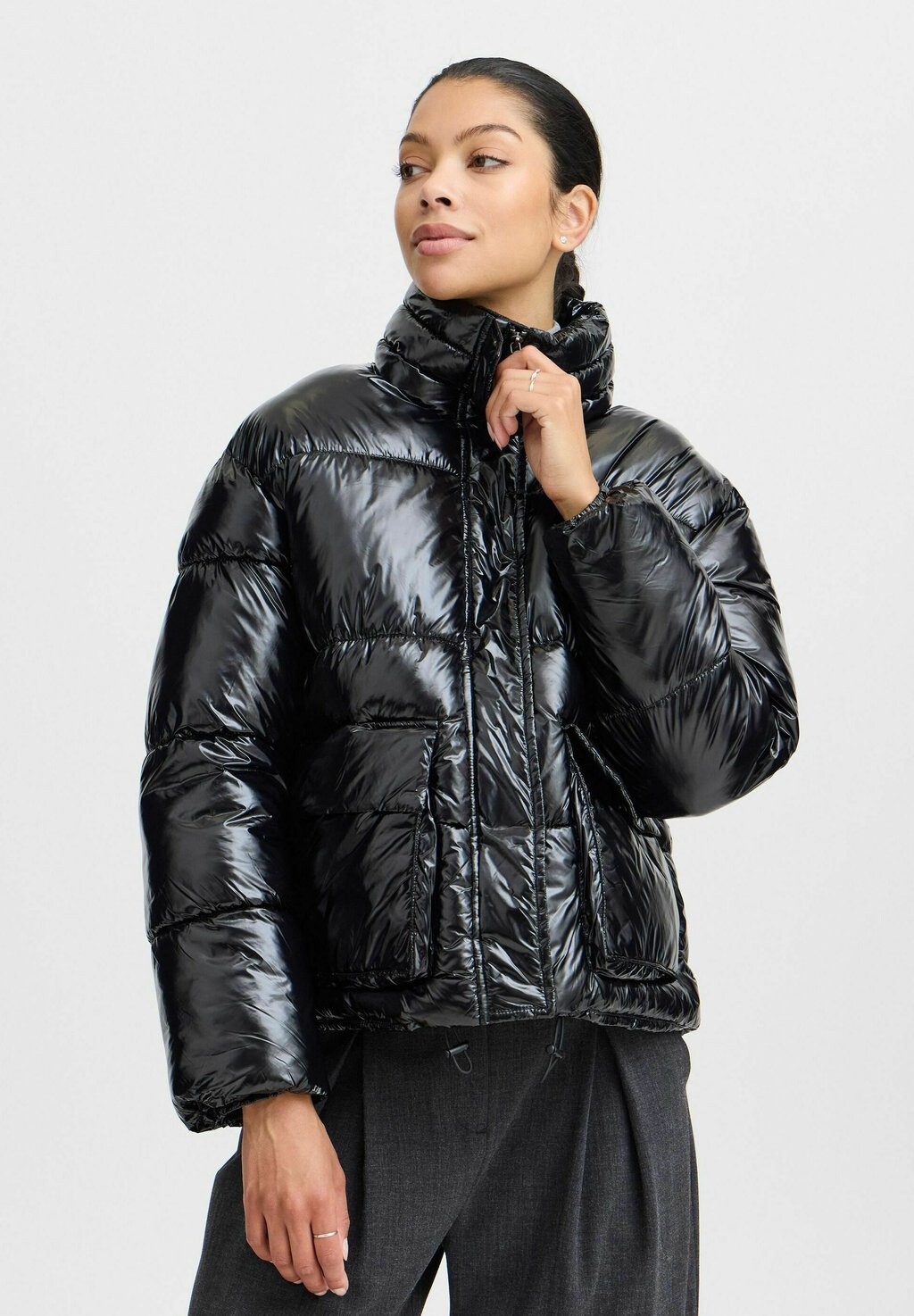 Зимняя куртка BYBINIA b.young, черный
Зимняя куртка BYBINIA b.young, черный