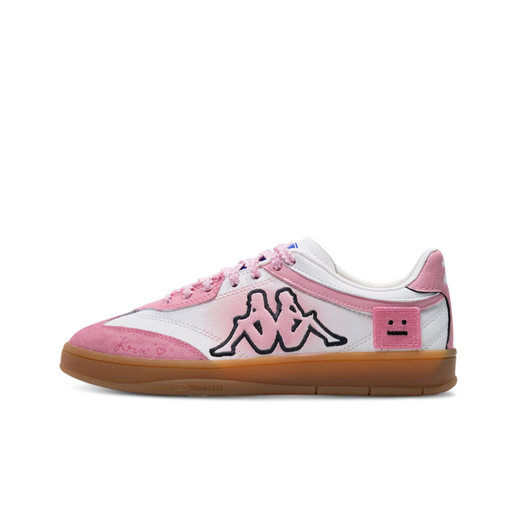 Кроссовки Kappa Tifo Skateboarding Shoes Unisex Low-top, цвет Air Balloon Dog Gift Box
Кроссовки Kappa Tifo Skateboarding Shoes Unisex Low-top, цвет Air Balloon Dog Gift Box