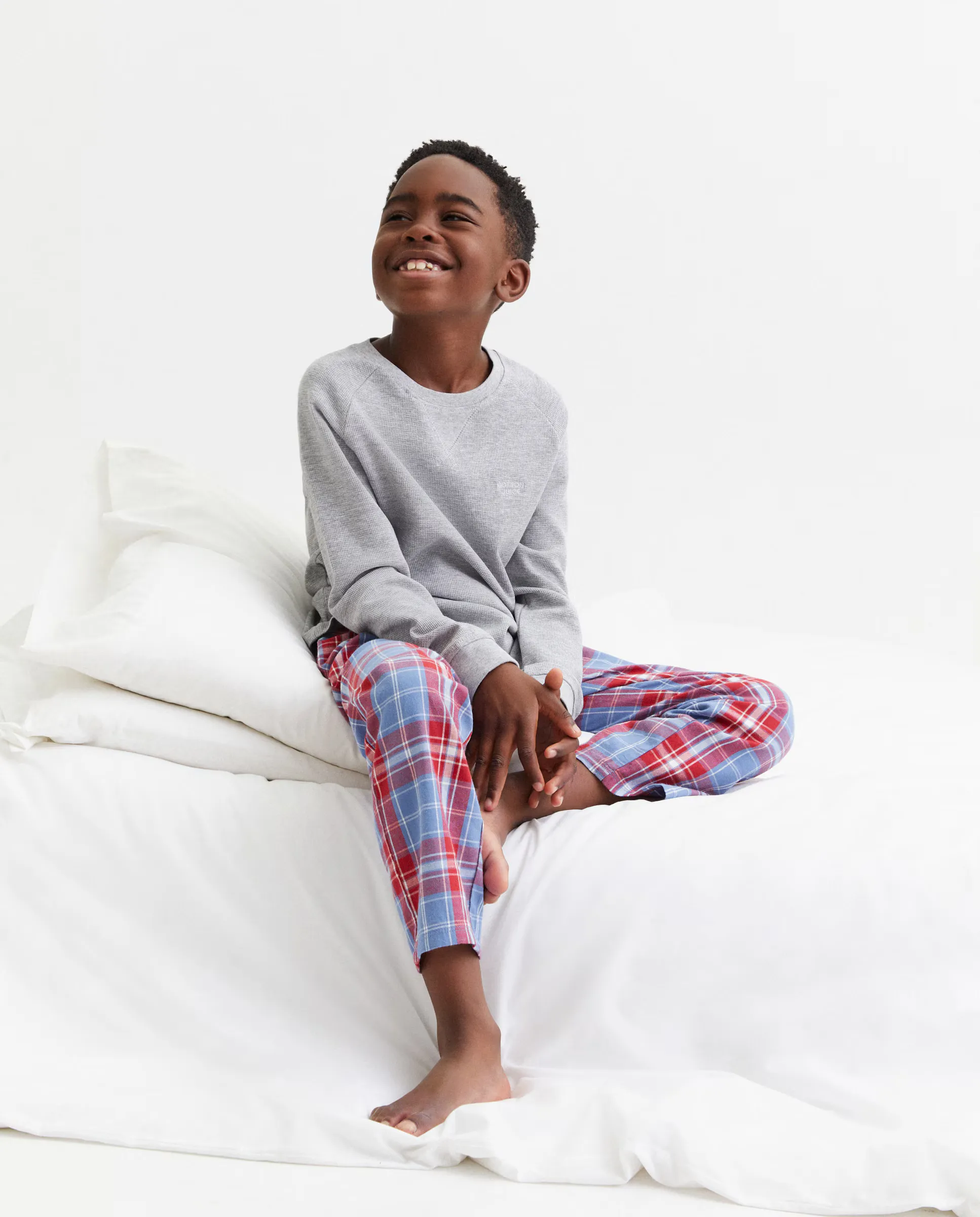 Длинные брюки с прямым кроем, клетчатый принт, двухцветные, для мальчика Cotton Juice, красный
Длинные брюки с прямым кроем, клетчатый принт, двухцветные, для мальчика Cotton Juice, красный