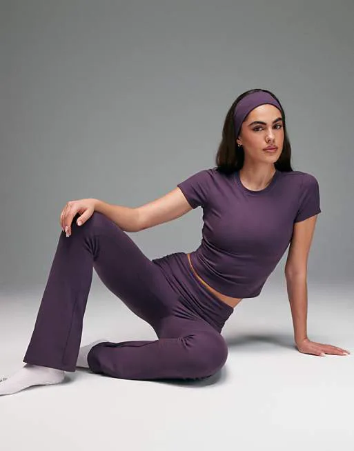 4505 Мягкая детская футболка Icon Studio из вереска
4505 Мягкая детская футболка Icon Studio из вереска