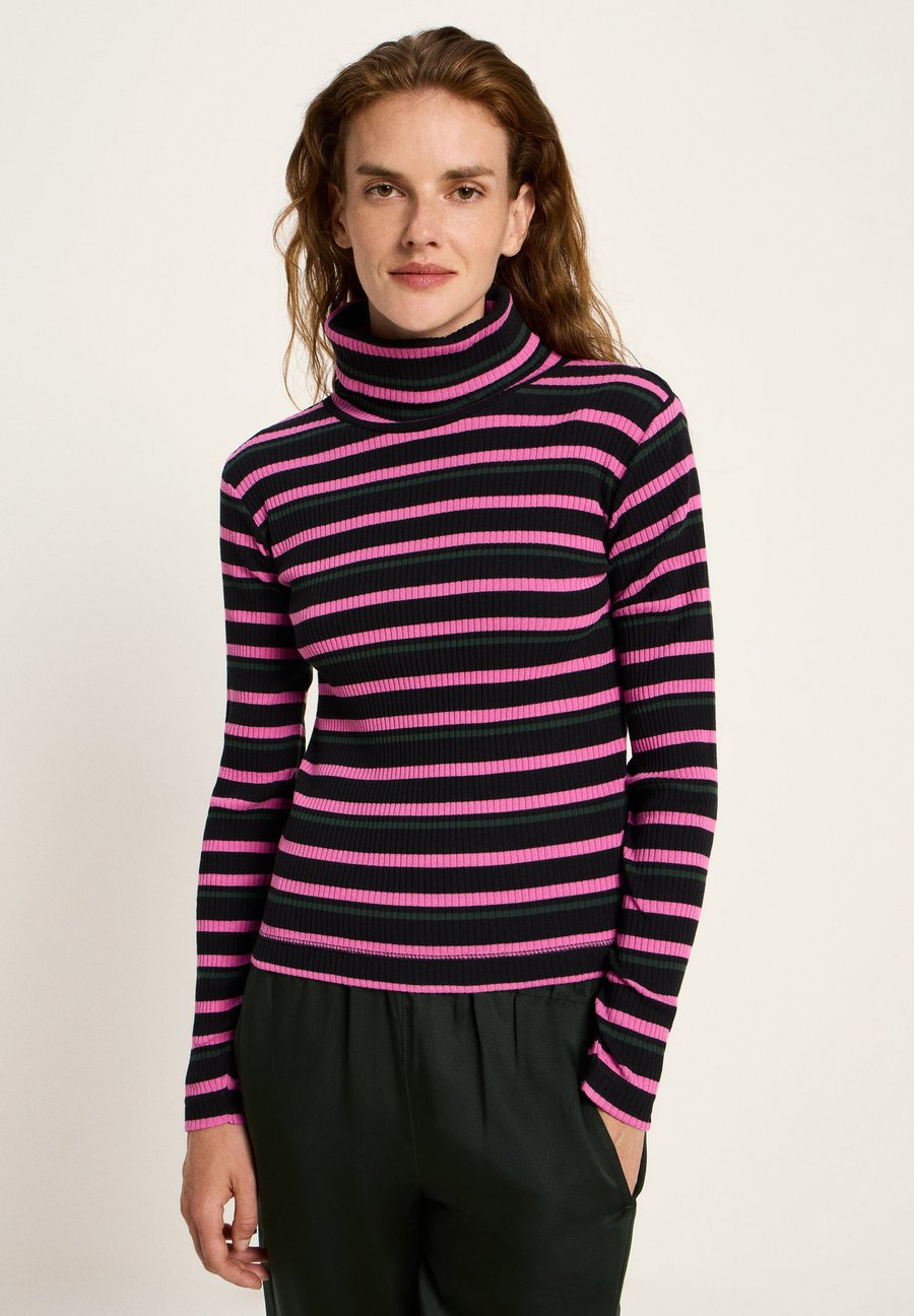 Топ LANIUS ROLLKRAGEN , Black Pink/Black
Топ LANIUS ROLLKRAGEN , Black Pink/Black