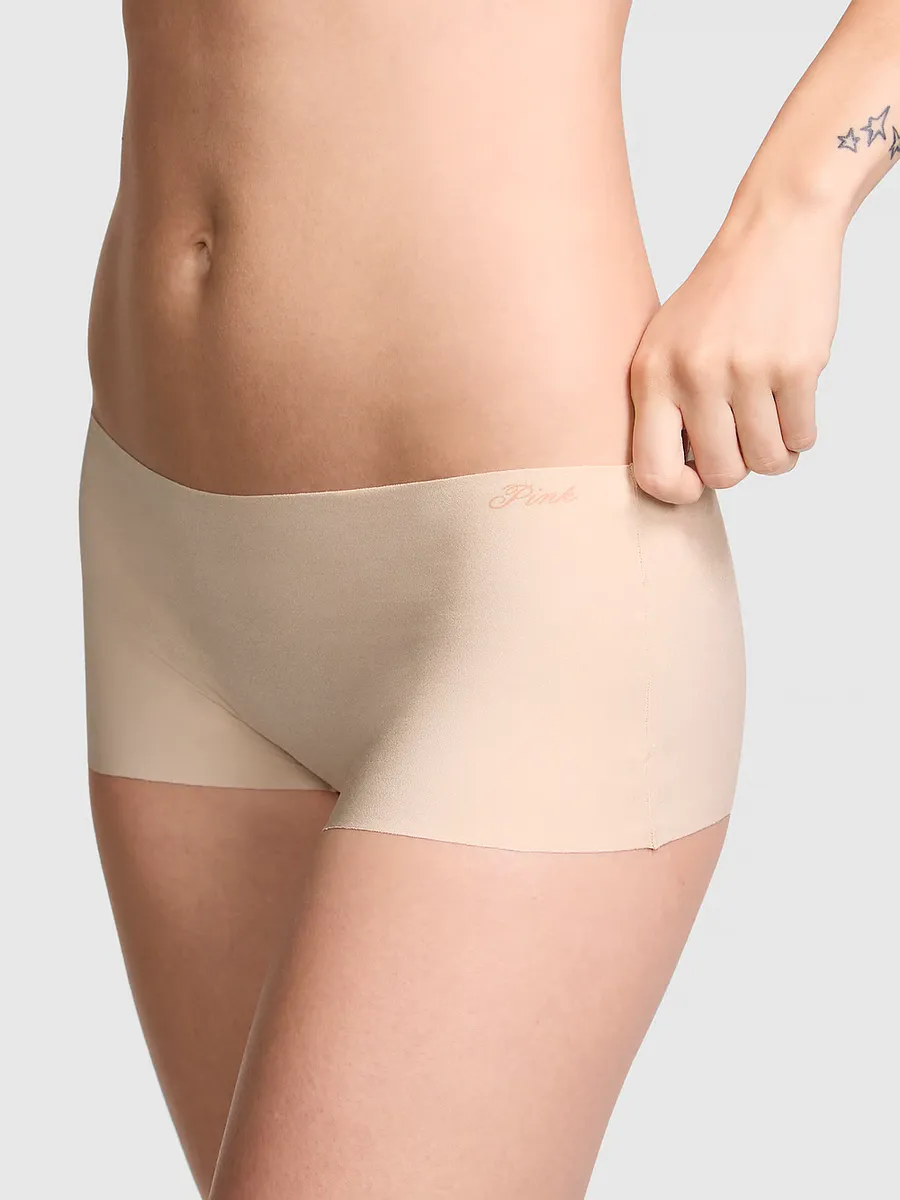 Непоказывающиеся трусики-шортики Pink, цвет Marzipan
Непоказывающиеся трусики-шортики Pink, цвет Marzipan