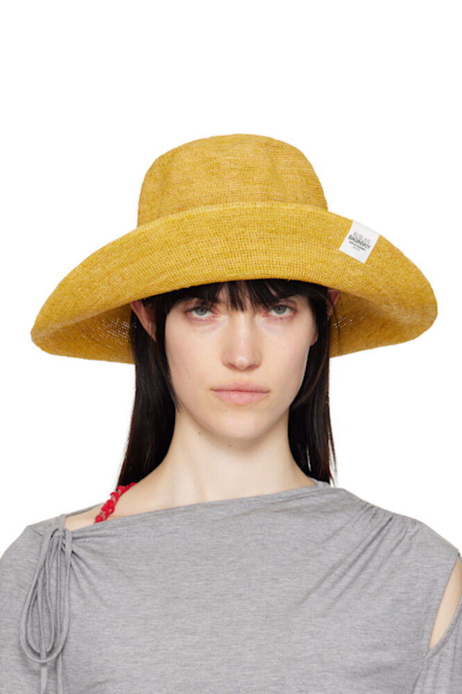Желтая соломенная шляпа-ведро Ruslan Baginskiy
Желтая соломенная шляпа-ведро Ruslan Baginskiy