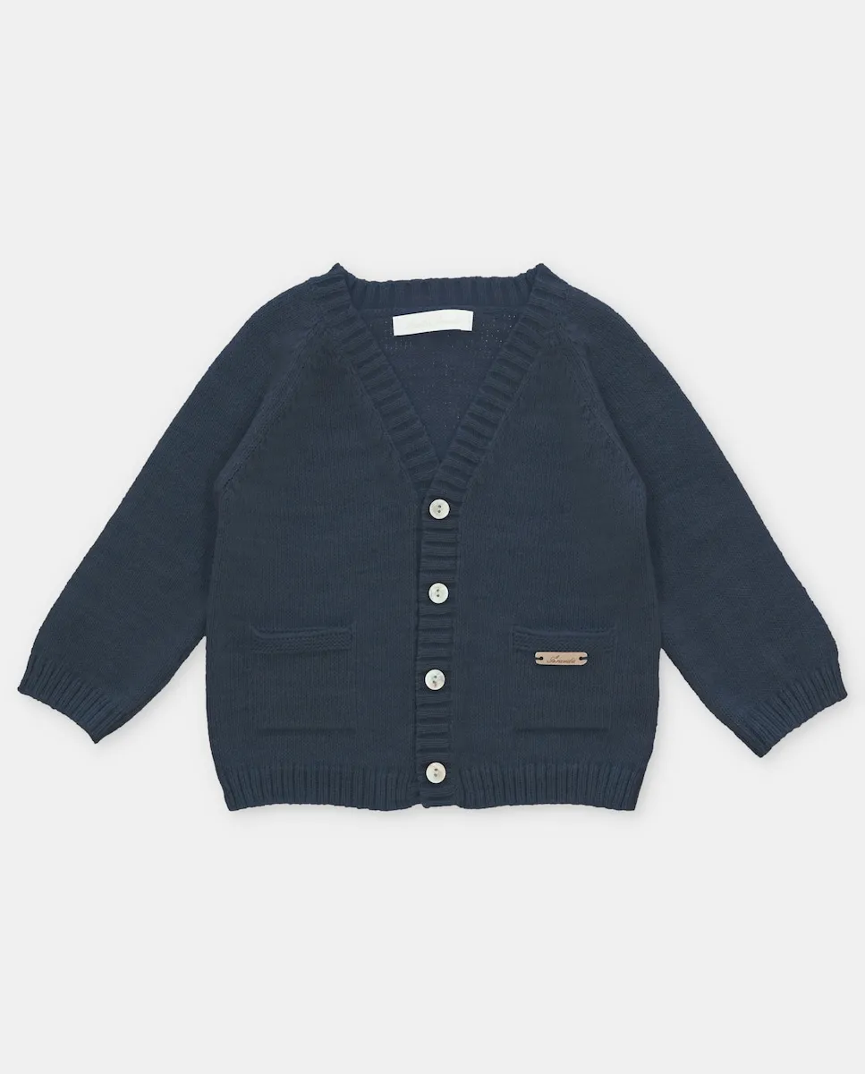 Вязаная детская куртка с карманами темно-синего цвета Martín Aranda
Вязаная детская куртка с карманами темно-синего цвета Martín Aranda