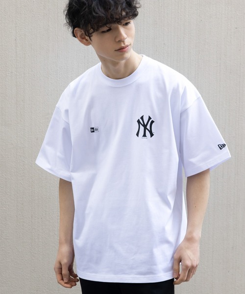 Футболка оверсайз с коротким рукавом, MLB NEW ERA, белый
Футболка оверсайз с коротким рукавом, MLB NEW ERA, белый