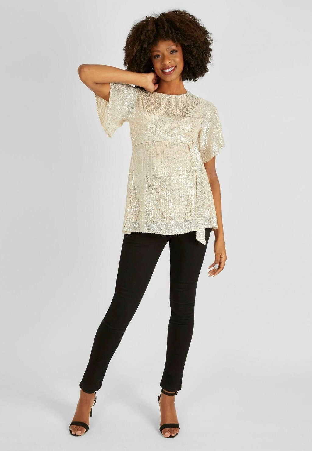 Блуза MATERNITY SEQUIN FLUTTER SLEEVE, REGULAR FIT JoJo Maman Bébé, золотой
Блуза MATERNITY SEQUIN FLUTTER SLEEVE, REGULAR FIT JoJo Maman Bébé, золотой